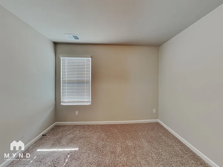 418 S Fortune Way — Photo 9