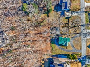 2001 Westwood Rd SE, Smyrna, GA 30080