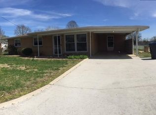 919 Oak St, Manchester, TN 37355