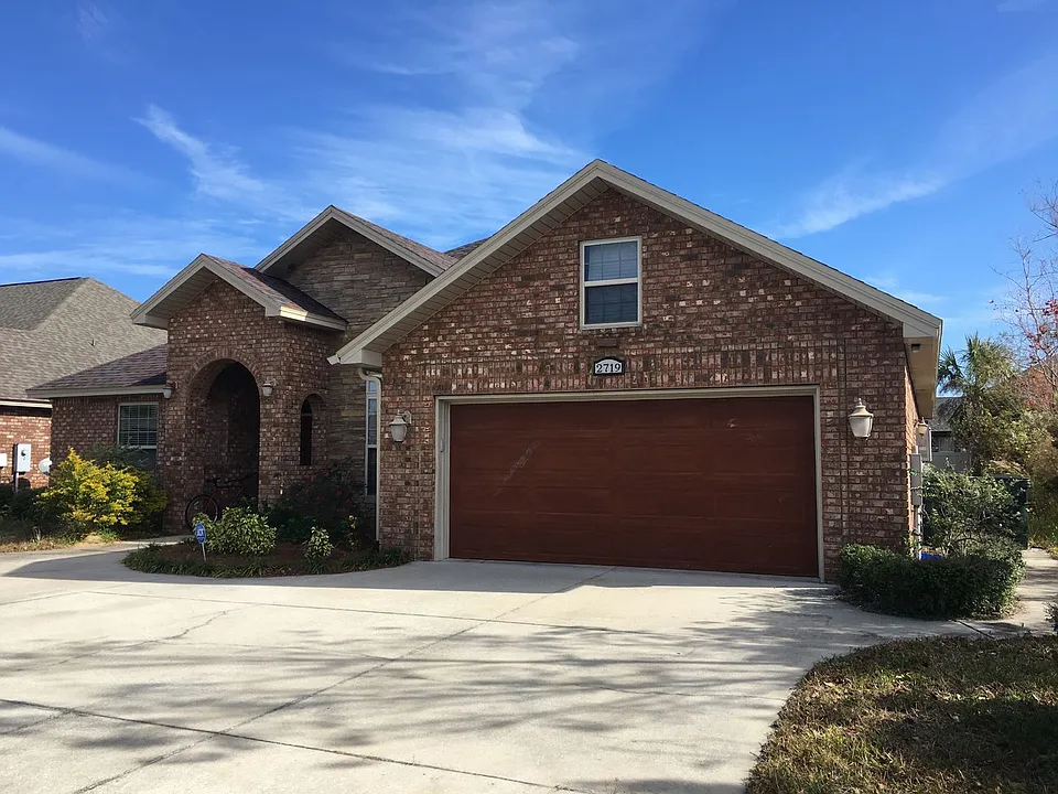 2719 Talon Ct