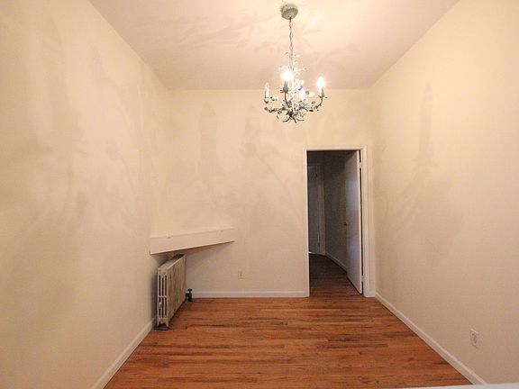 3rd image of 1724 8th Ave #3RR