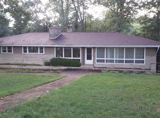 417 N Palisades Dr, Signal Mountain, TN 37377