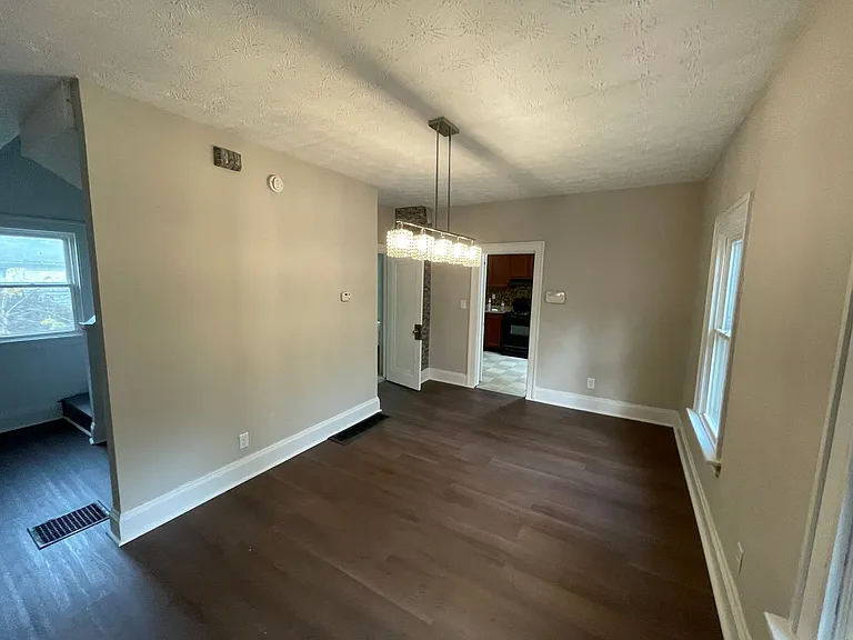 6553 Newman Ave — Photo 11