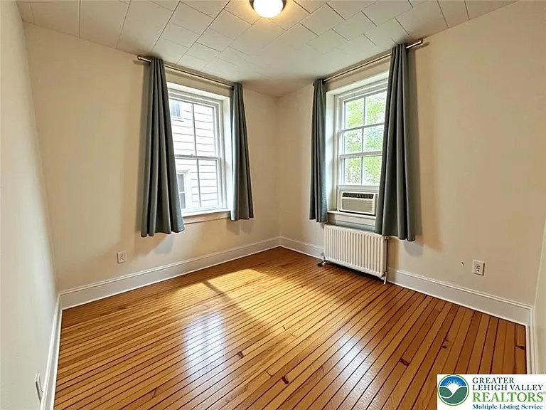 118 Delaware Rd — Photo 8