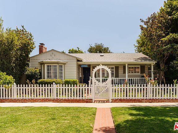 3rd image of 1502 S Crescent Heights Blvd