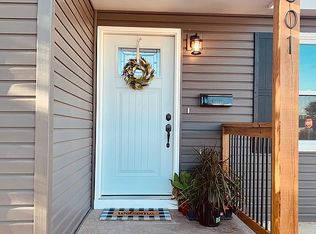 501 W Crane St, Norton, KS 67654