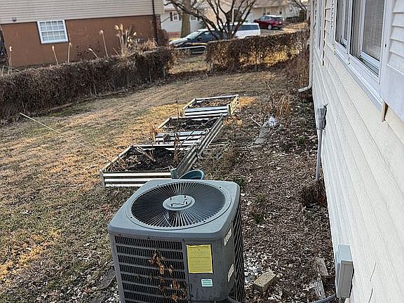 3rd image of 2 Highview Dr