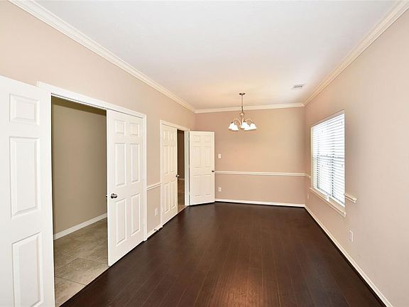 4th image of 4050 Calaway Oaks Ln