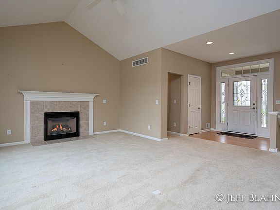5th image of 1761 Woodside Trl NW