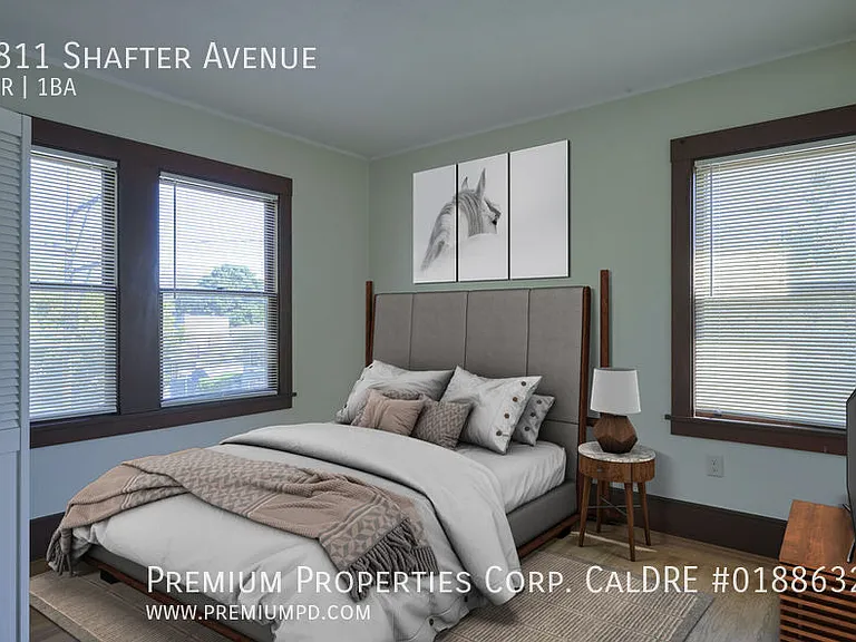 3811 Shafter Ave — Photo 7