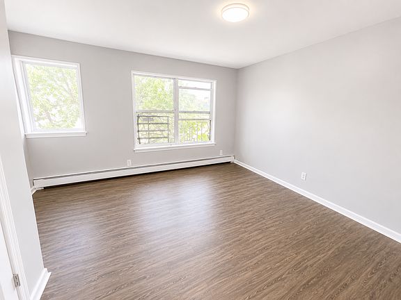 5th image of 392 Stuyvesant Ave APT 10