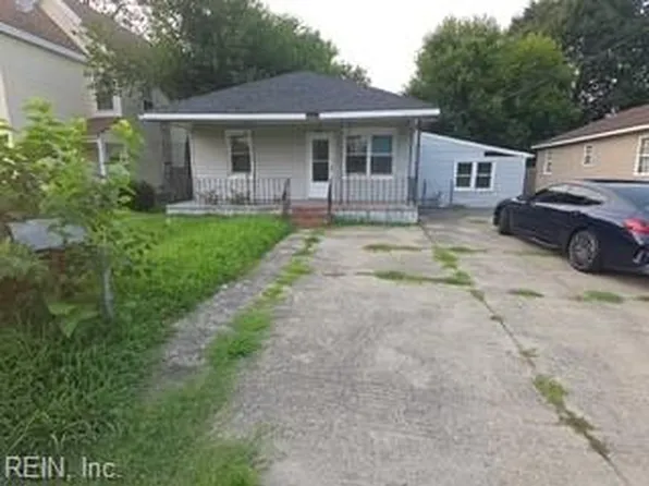 1203 Country Rd, Chesapeake, VA 23324