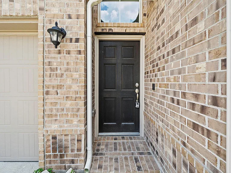 24303 Golden Fallow Dr — Photo 3