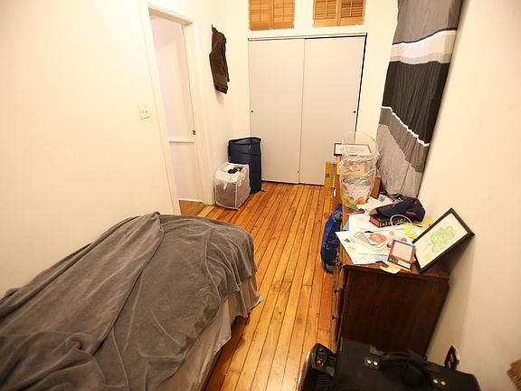 4th image of 1136 W Wellington Ave #2
