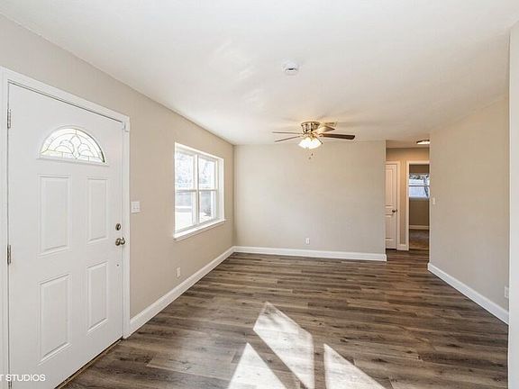 4th image of 631 Stonehenge Dr
