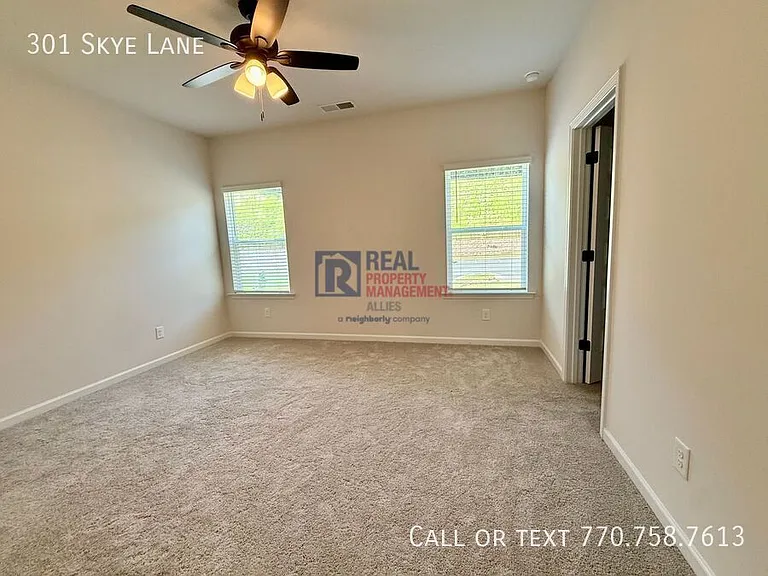 301 Skye Ln — Photo 6
