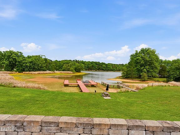 50th image of 401 Gholdston Dr