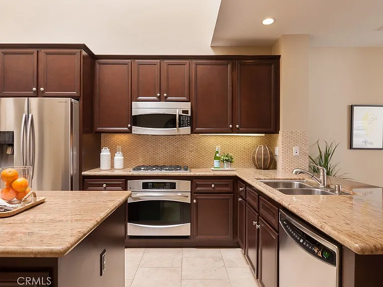 39 Brownstone Way — Photo 12