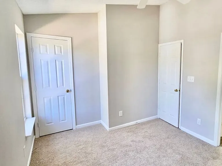 7873 Petrea Ln — Photo 16