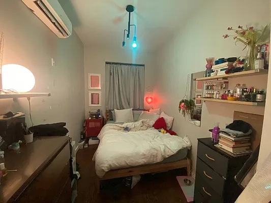 Rented by Greenrock Management | media 51