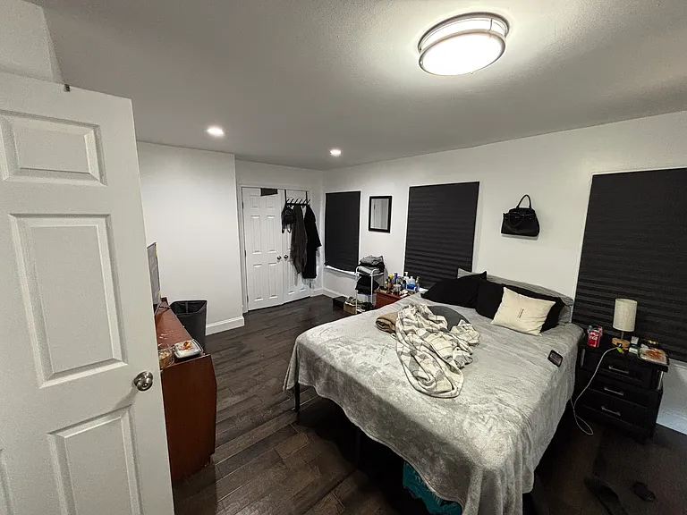 26 Brewer St #2 — Photo 3