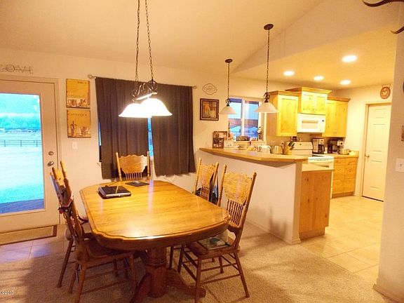 4th image of 125 Lost Creek Ln