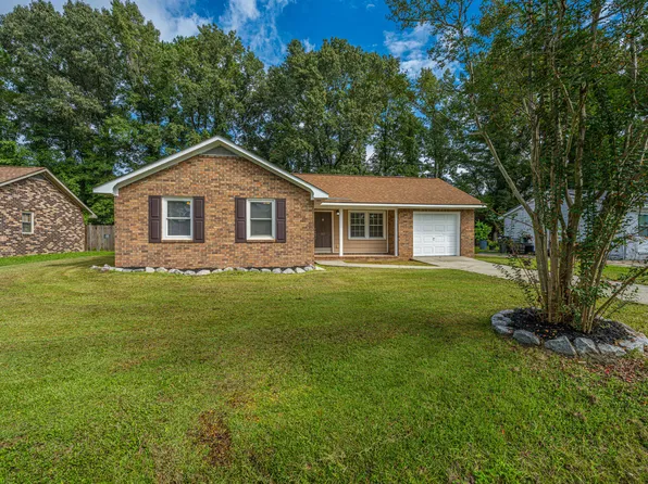 443 Robin Dr, Goose Creek, SC 29445