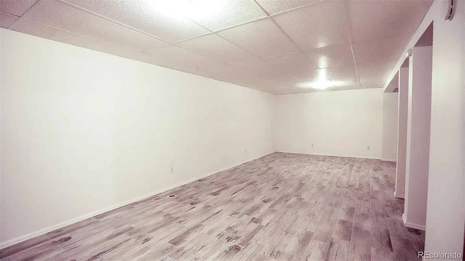 1 bed, 1973 sqft, $1,100 — Photo 2