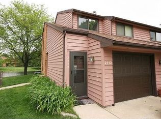 2112 Harbortown Cir, Champaign, IL 61821