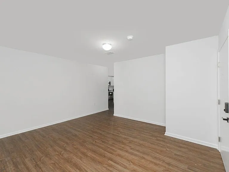 162-170 S Orange Ave #404 — Photo 9