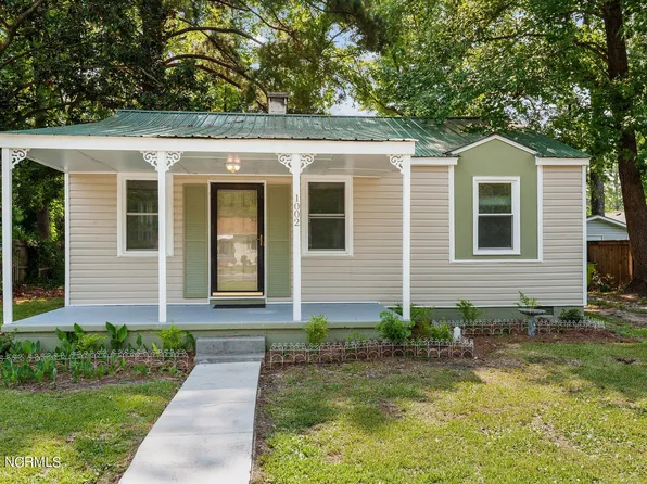 1002 Simmons Street, New Bern, NC 28560