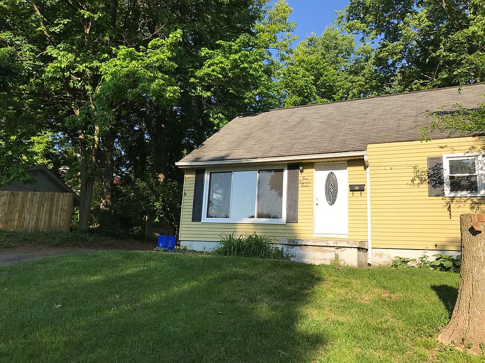 2nd image of 407 Hayden Ave