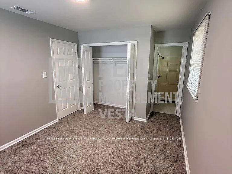 4253 Hillary Pl — Photo 7