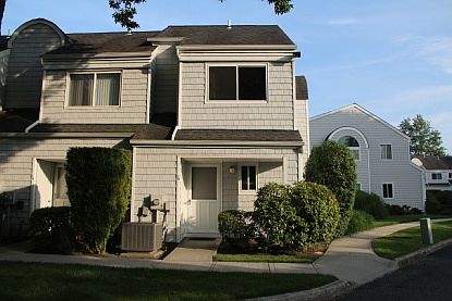 3rd image of 220 Montauk Hwy #18