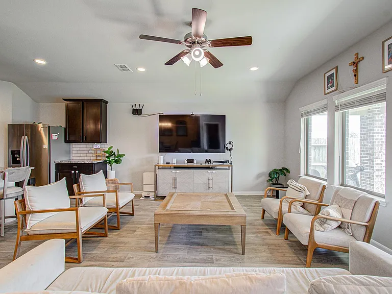 3742 Canyon Shore Ln — Photo 10