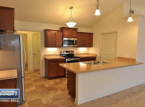 2nd image of 2168 Waterbury Ln W #2168