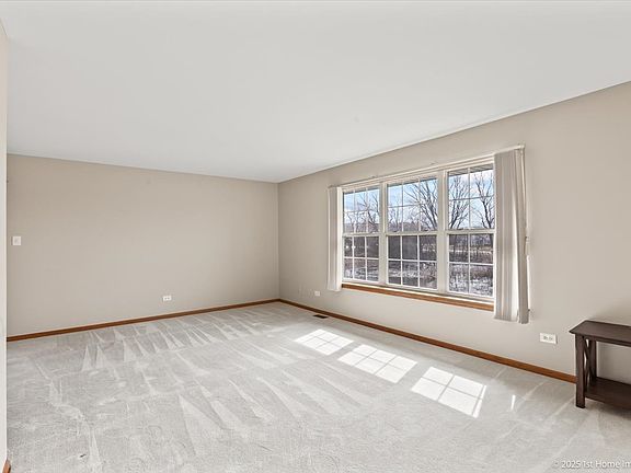 4th image of 15647 Centennial Ct
