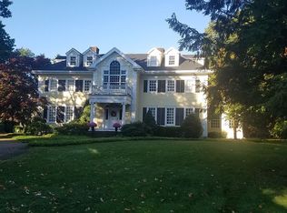 945 Brush Hill Rd, Milton, MA 02186