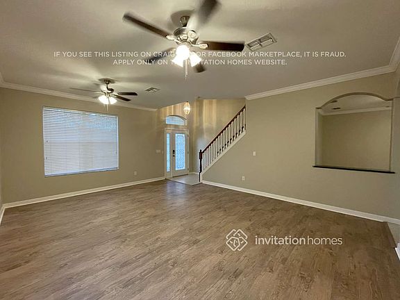 3rd image of 10448 Deerberry Dr