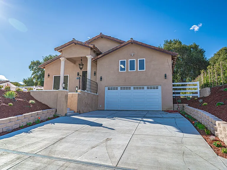 26976 1/2 Sand Canyon Rd — Photo 2