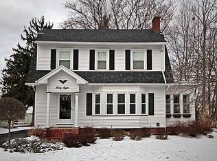 48 Monterey Pkwy, Rochester, NY 14618