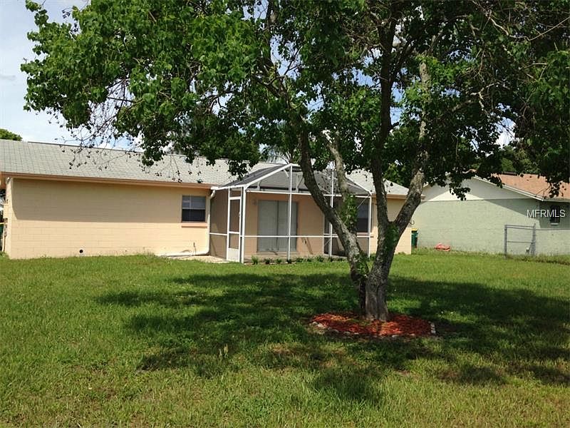 2nd image of 196 La Paz Dr