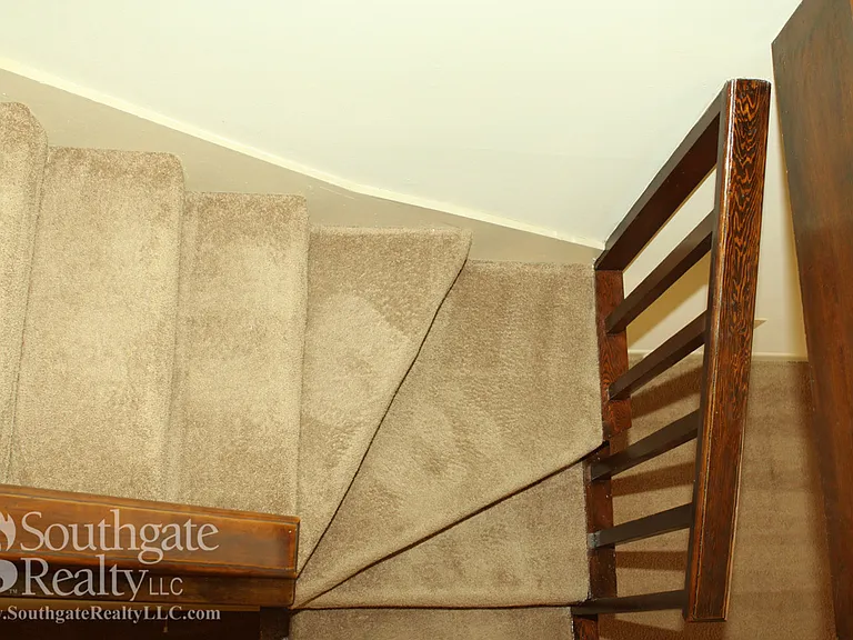 305 N 39th Ave — Photo 7