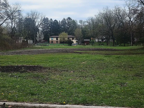 5607 River Rd, Lisle, IL 60532