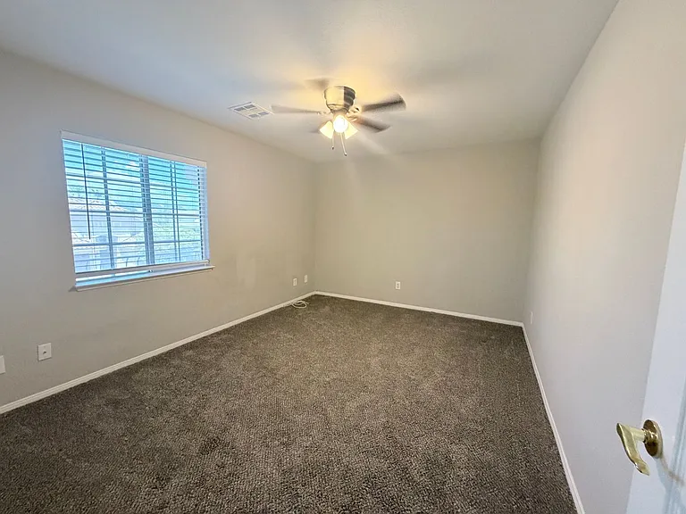 6116 Rabbit Track St — Photo 17