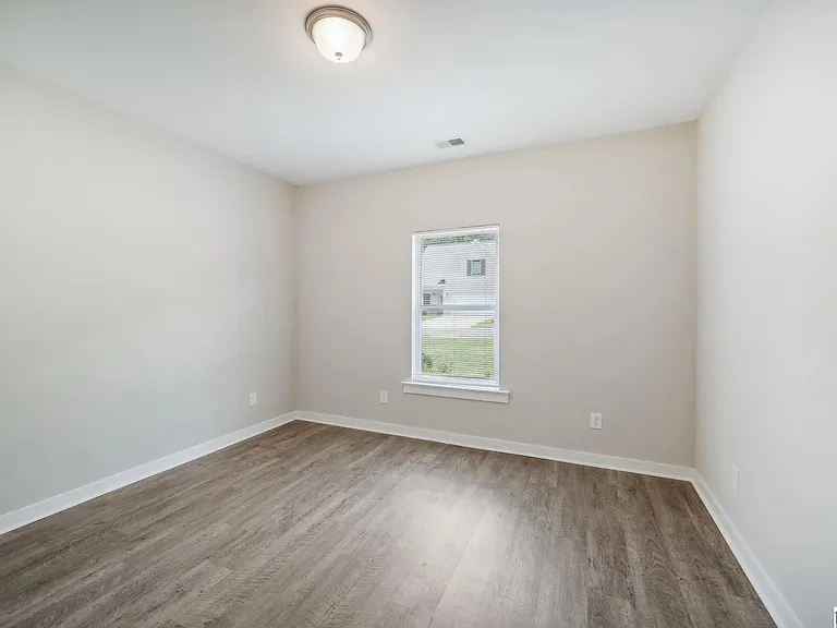 7944 Saint James Dr — Photo 20