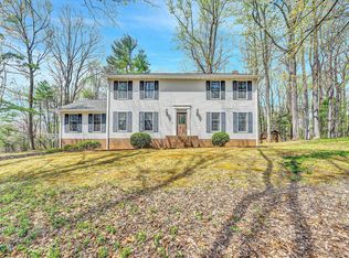 6620 Wellington Rd, Roanoke, VA 24018