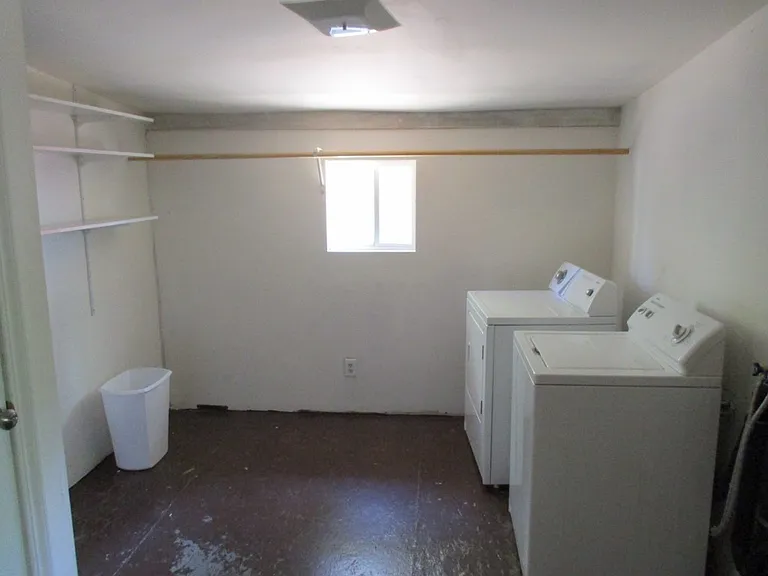 1821 W Stratton — Photo 1