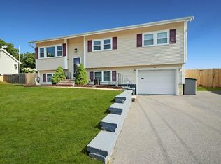 2 Lorenzo Rd, Lawrence, MA 01843