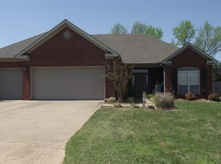 5 Duncan Ln, Vilonia, AR 72173